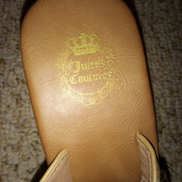 Juicy Couture wedge sandals size 6M - Picture 3 of 9